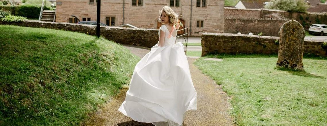 Naomi Lake, Bridal By Naomi. London wedding hair and makeup stylist.