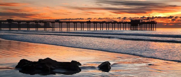 Scripps Pier at La Jolla Shores, La Jolla, CA.