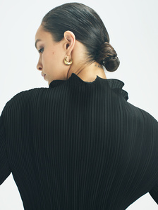 Fashion Photography. Commercial Photography. Womenswear. Studio. On-Set. Commercial Photography. Atelier.