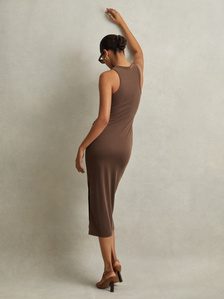 Fashion Photography. Commercial Photography. Womenswear. Studio. On-Set. Commercial Photography.