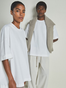 Fashion Photography. Commercial Photography. Menswear. Womenswear. Unisex. Studio. On-Set. Les 100 Ciels.