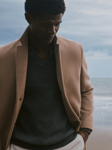 Fashion photography. Editorial Photography. Campaign. Male model. On location. Off-set.