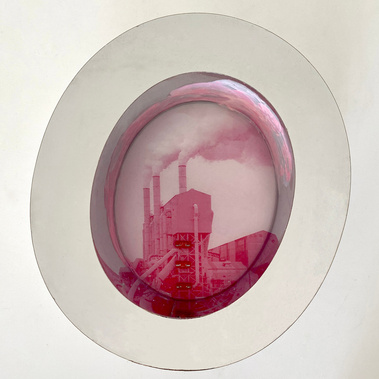  Small pink  FundaMENTAL factory in chrome circle