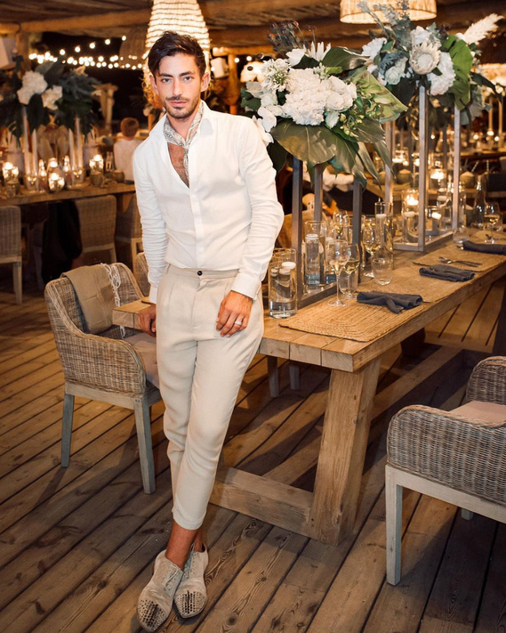 Luxury Destination Wedding and Event planner Billy Folchetti. Wedding Planner in France, Italy and anywhere in the world.