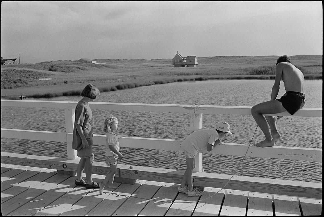 Nicholas Blair photography copyright 1985, black and white, children fishing
