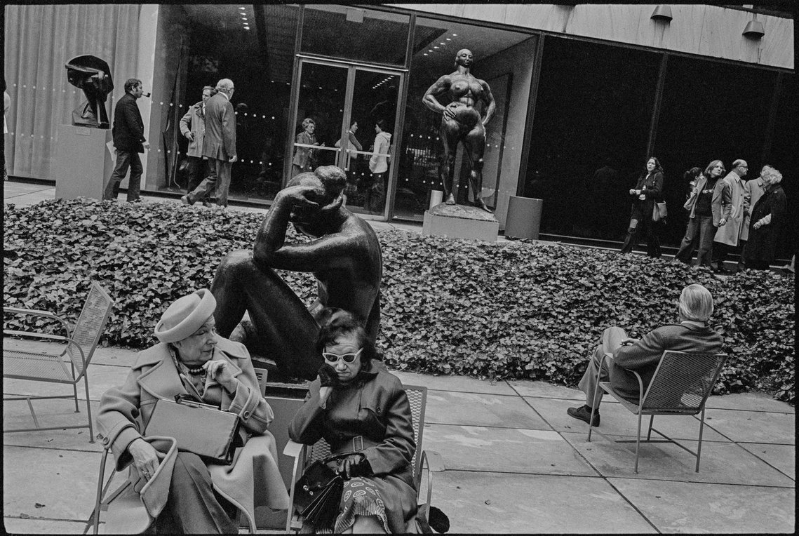 Nicholas Blair Photography copyright 1977, elderly ladies, Museum of Modern Art, black and white
