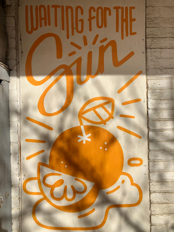 Mural Gwendoline Le Cunff
Hand lettering illustrated outdoor painting 
the Doors orange juice waiting for the sun