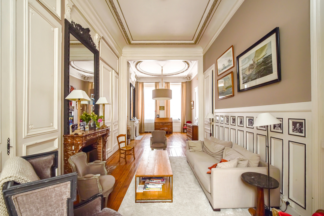 SubReal Estate, Nina Marchand, photographie Immobiliere Lille et Hauts de France, belles propriétés, biens de luxe, visites 360°, vidéo, drône, photographe immobilier.
