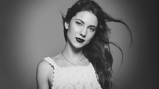 Beijing photographer, Beijing, photographer, model, fashion, portraiture, olmo reverter, olmophoto, advertising, beauty, beauty photography, studio photography, advertising photography, commercial, black and white, art