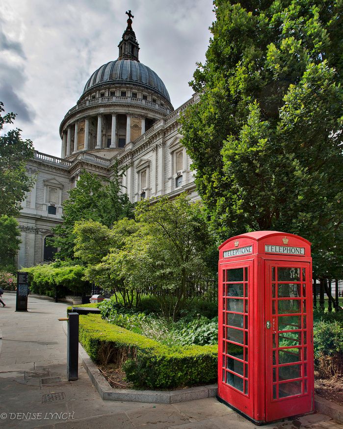 St. Paul's Cathedral with Red Phone Box