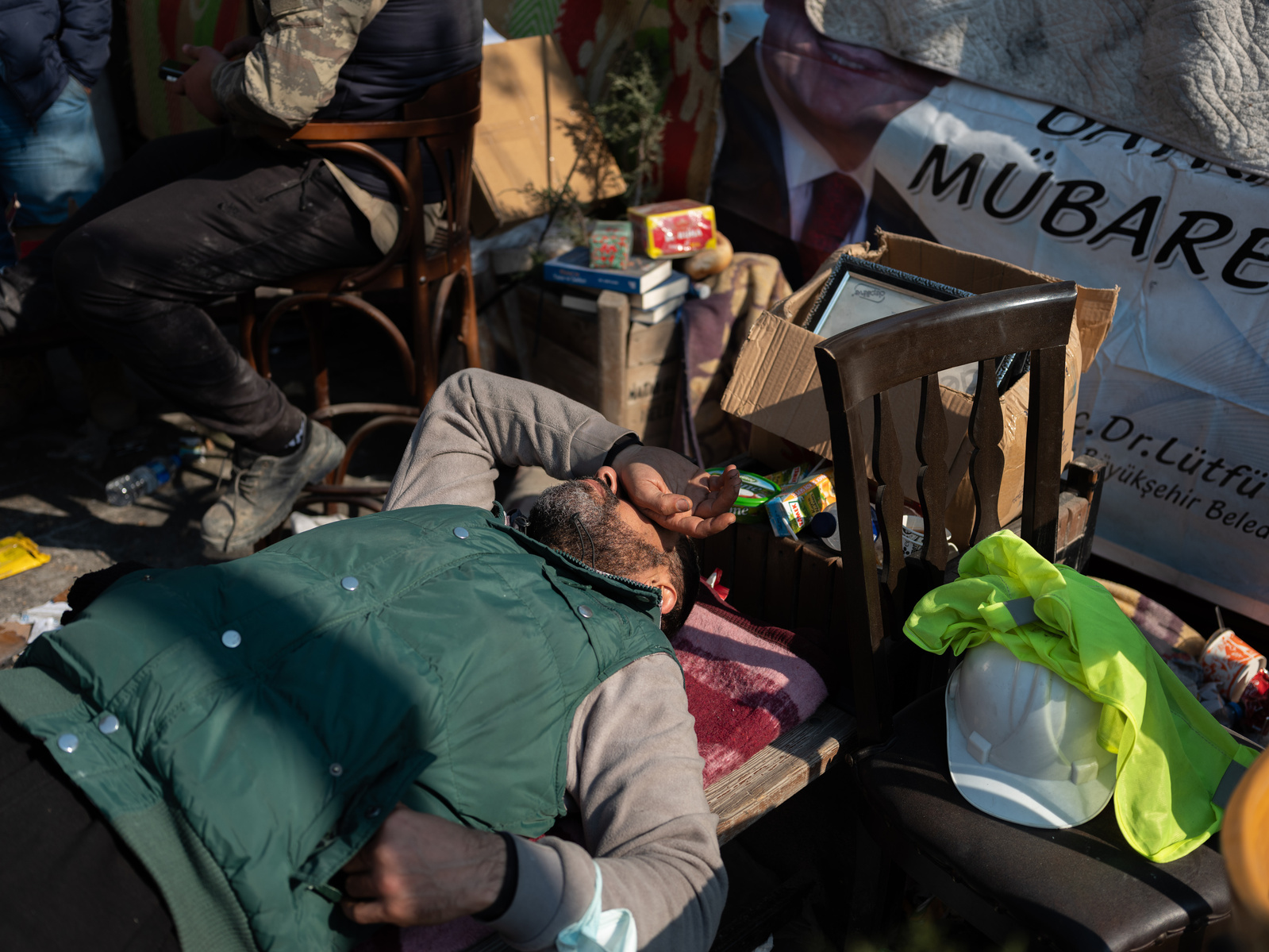 A volunteer rescue worker in Antakya’s old city takes a rest, after hours searching some of the thousands of destroyed by the double earthquakes that hit southern Turkey and northern Syria on Monday the 6th of February 2023.