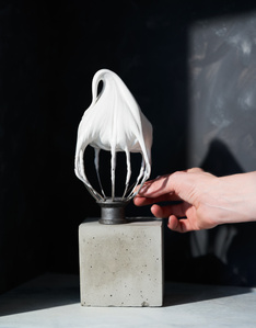 meringue, whipped cream, whisk, kitchenaid