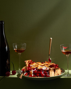 cherry pie, sherry, glass cherries, sumptuous, romantic dessert, wine pairing