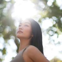 professional portrait of HK woman in nature