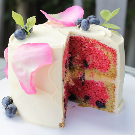 vanilla cake, where to buy cakes, where to buy a cake Malibu, gluten free bakery, healthy baked goods, gf bakery near me, the girl with the cakes, Jenefer Taylor, BLUEM MALIBU