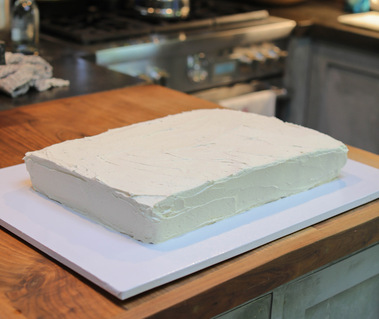 sheet cake, vanilla cake, strawberries and cream, gluten free cakes