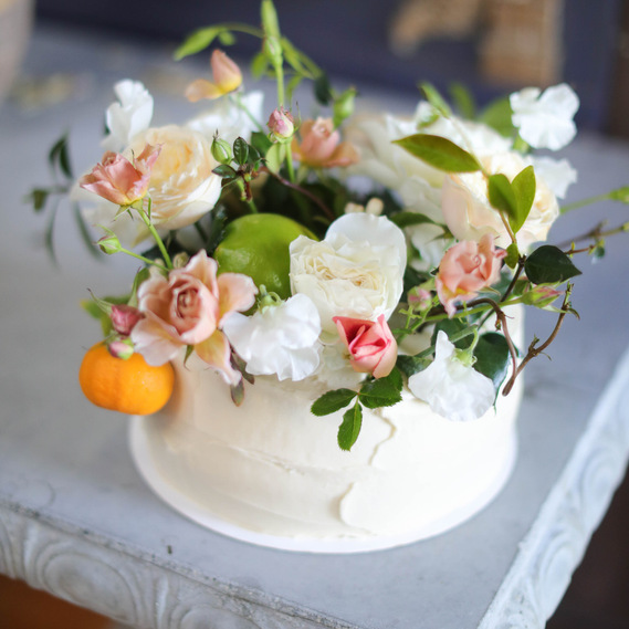 expensive cakes, impressive cakes, high end gifts, the best gifts, where to shop in malibu, malibu designer, gluten free cakes, gluten free cakes malibu, cakes malibu, where to buy cakes in malibu, where can I buy a cake in malibu