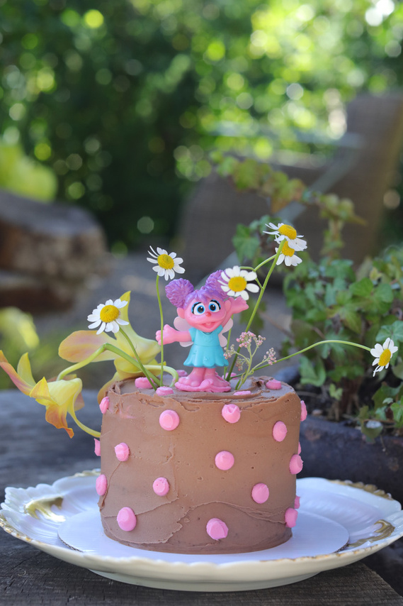 best kids cakes malibu, cakes for kids parties, kids party malibu, cake for little girls, bakery near me