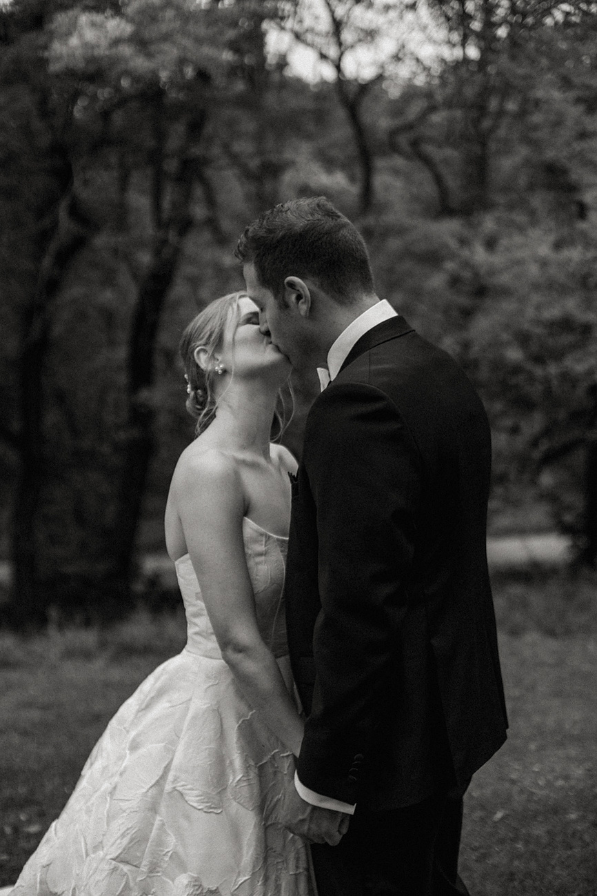 Troutbeck Wedding Venue, Wedding Photos taken by Rob Villetto CT Wedding Photographer
