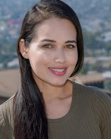 Profile Photos Upgrade your online presence with professional headshots. Perfect for that dating profile or your business website.