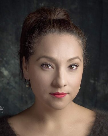 Profile Photos Upgrade your online presence with professional headshots. Perfect for that dating profile or your business website.