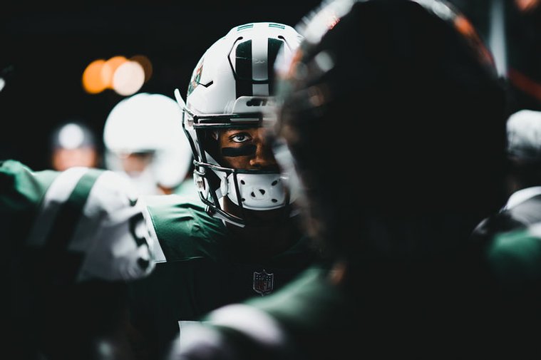 An image of a New York Jets player shot by team photographer Dan Szpakowski.