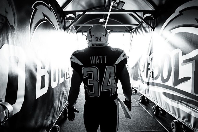 An image shot by Los Angeles Chargers photographer Mike Nowak.