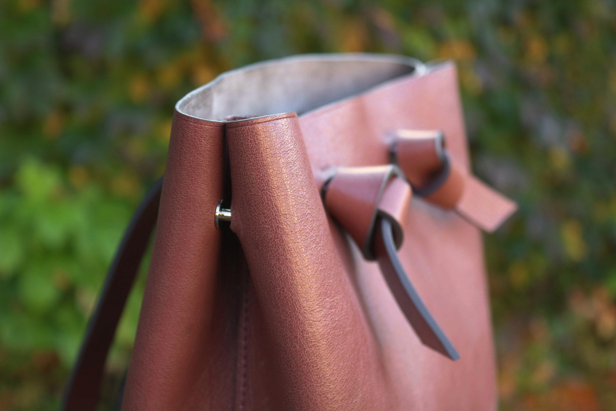 Knot Knot, sac convertible