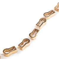 Eszter Zámori's piece created for Challenge 2023 Jewelry and Travel. Titled Other Places - Italian City-States bracelet.