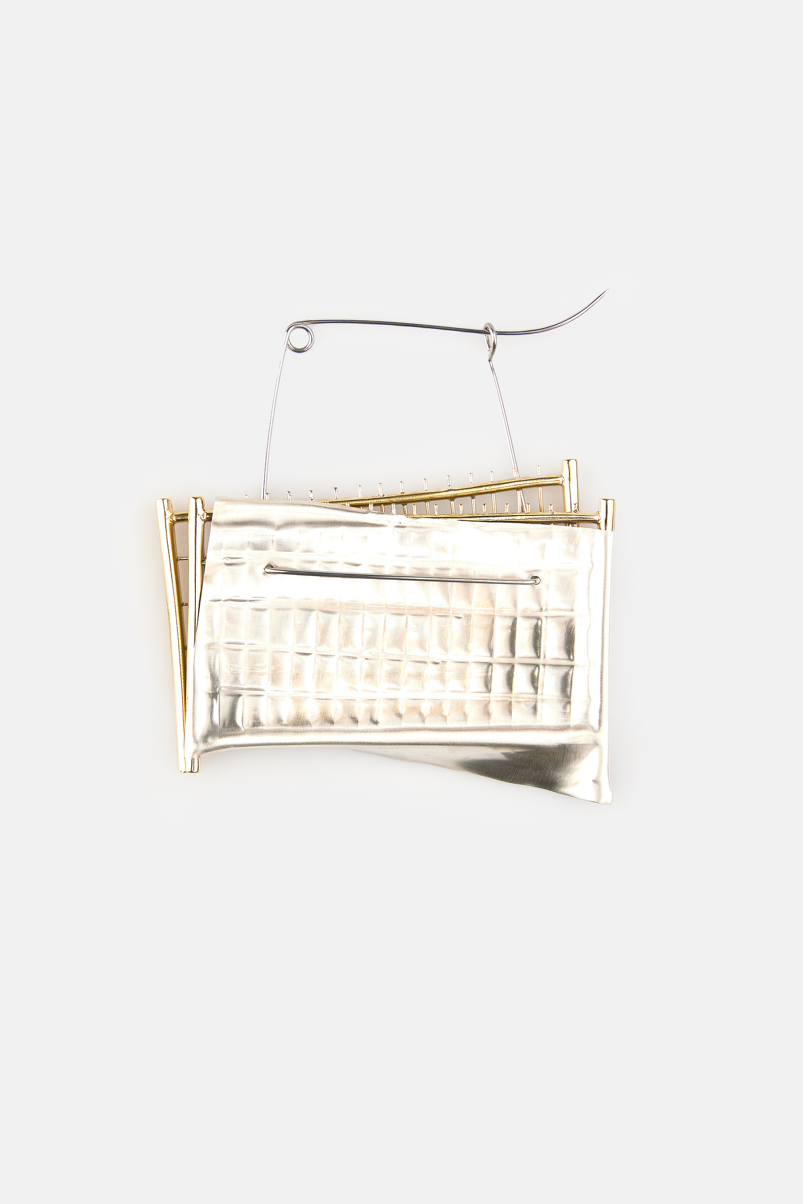 The selected jewelry of Eszter Zamori's brooch at Budapest Jewelry Week in 2023