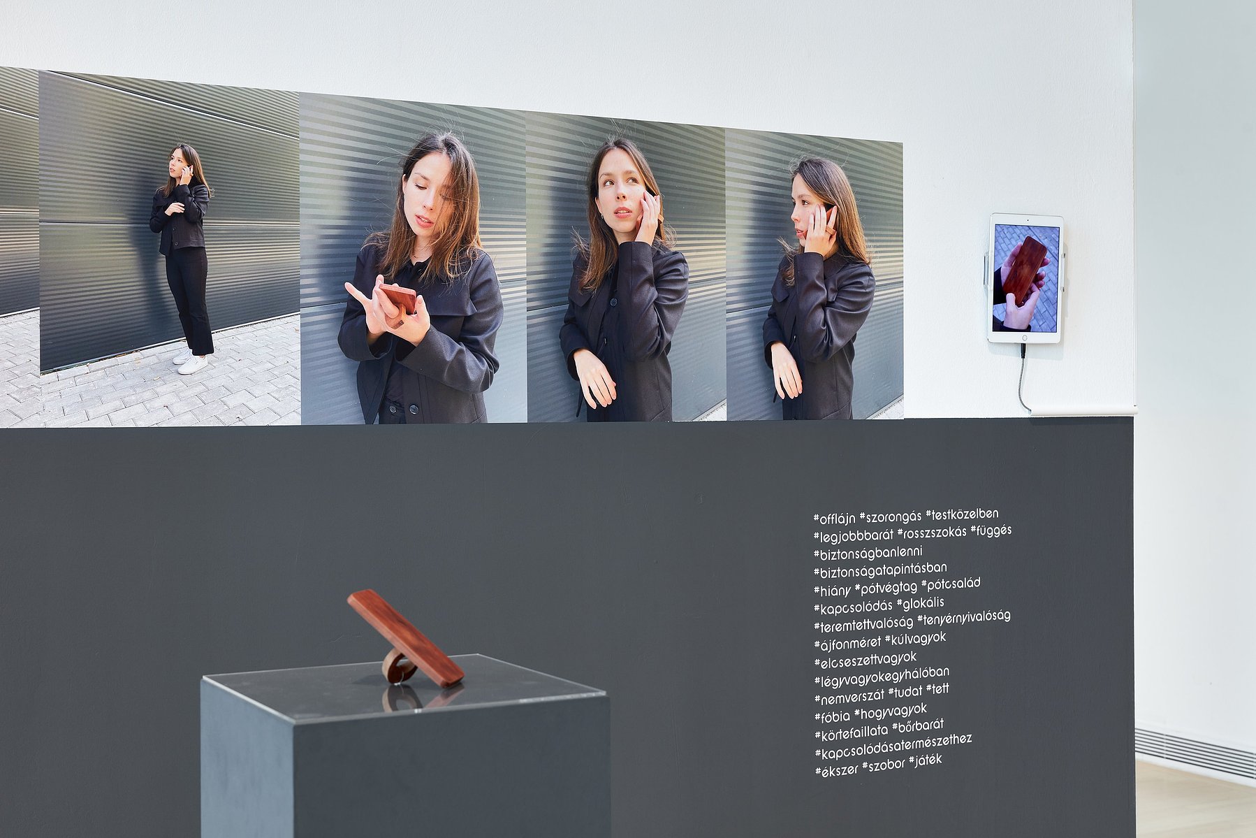 In your hands - palm jewelry, photo by David Biro