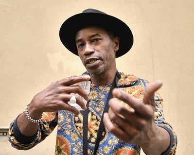 Musiker og designer Andre Thomas Halyard. Firenze