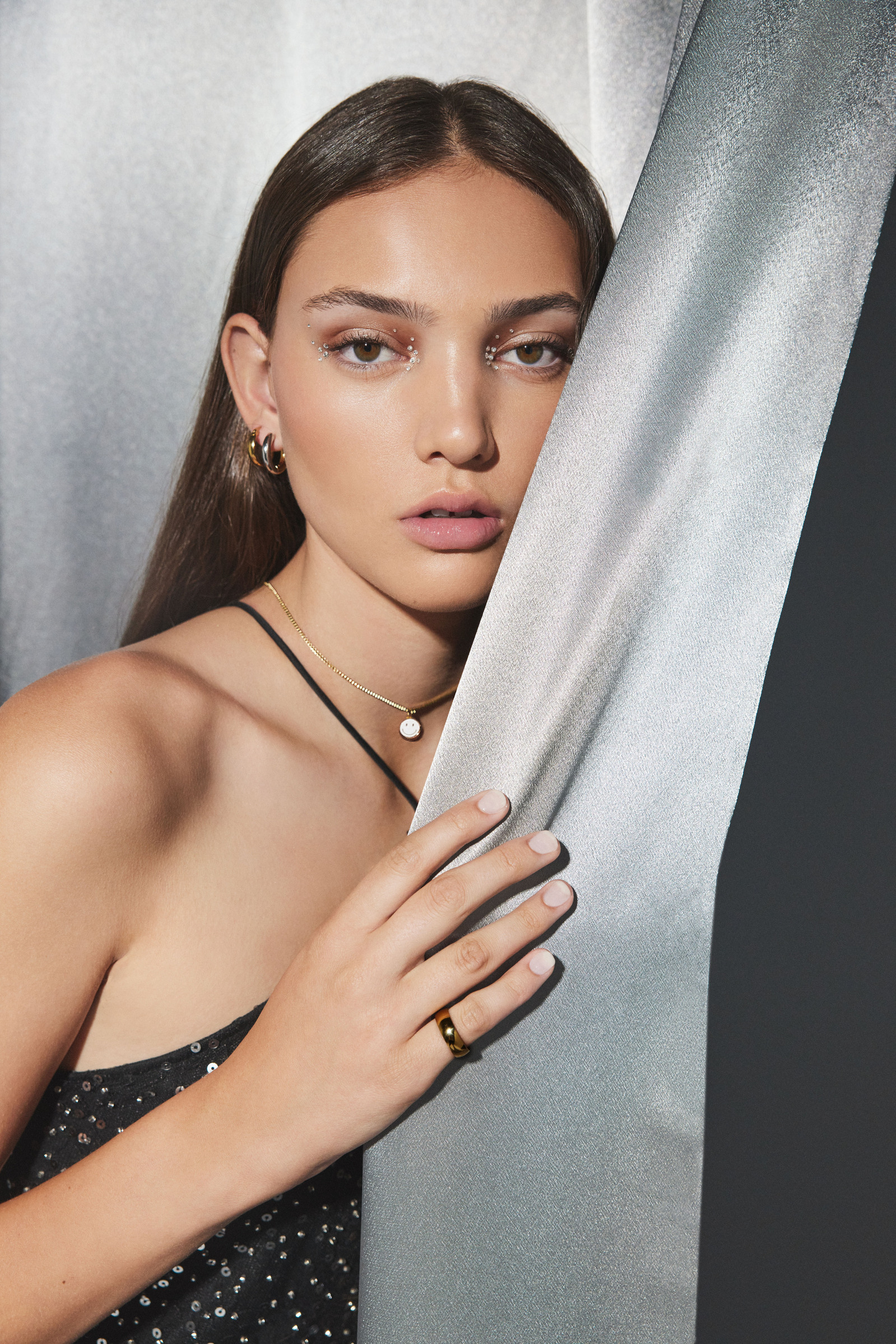 Bizou retouching high end beauty montreal skin retouch