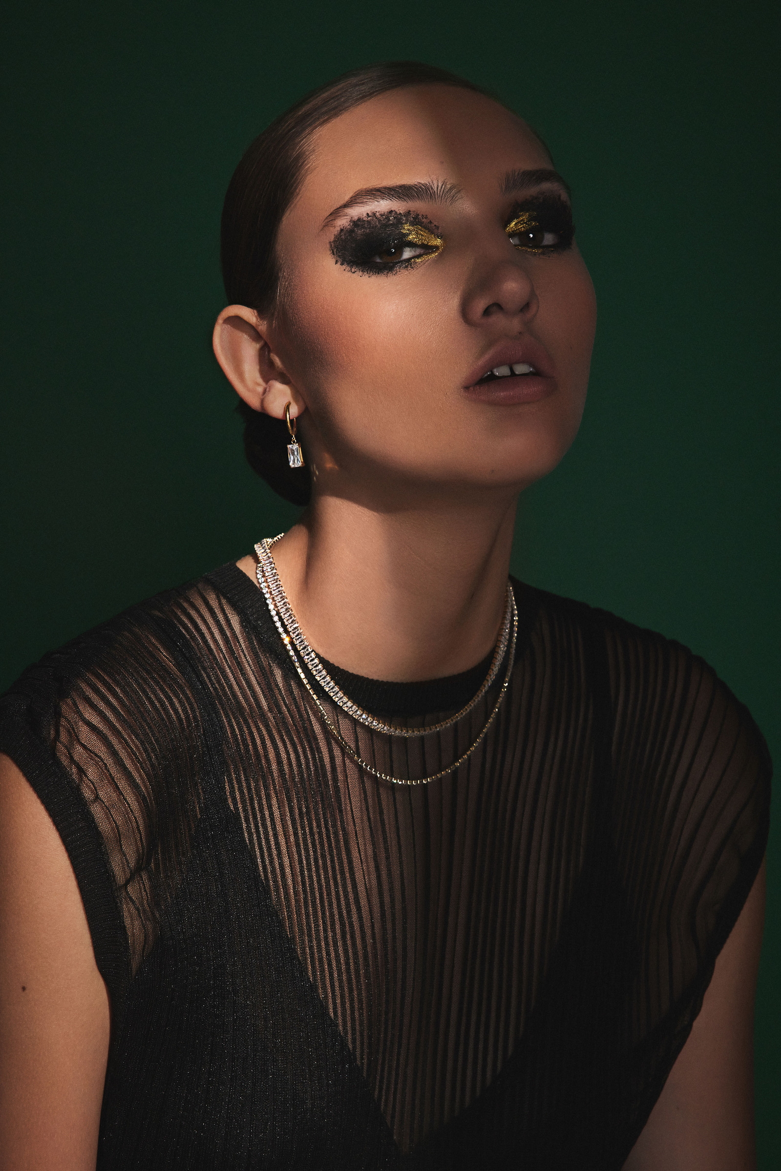 Bizou retouching high end beauty montreal skin retouch