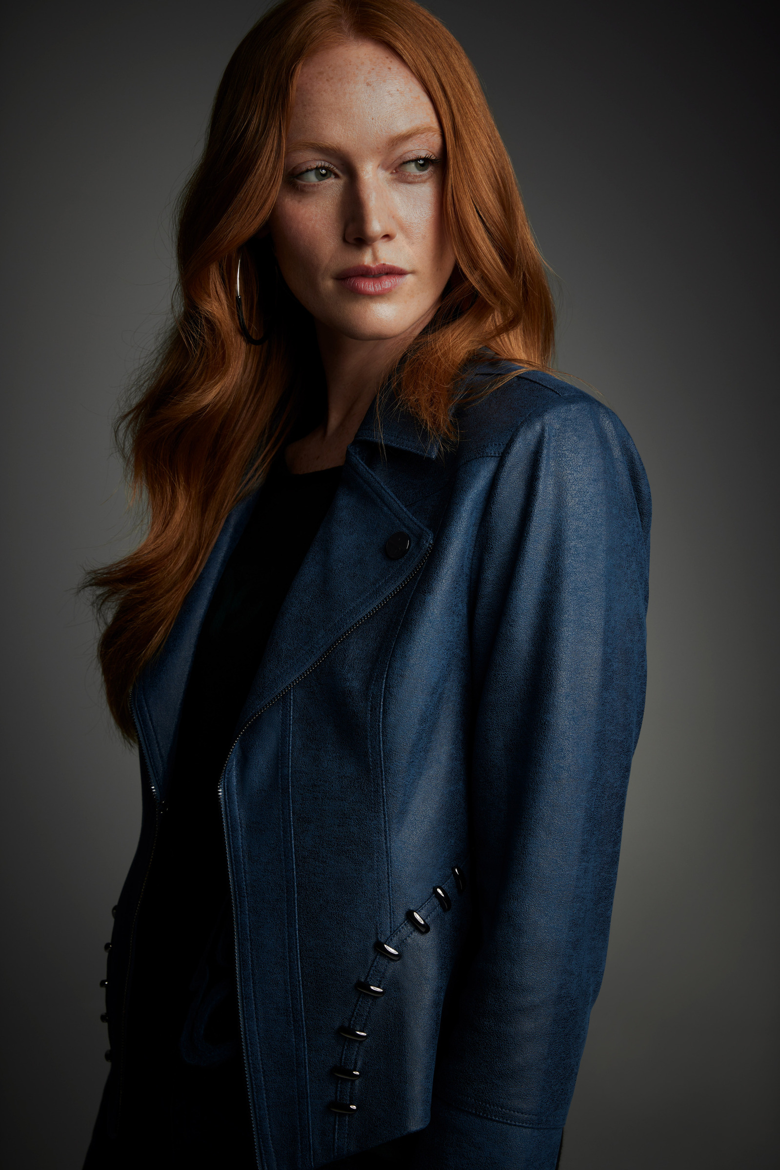 Joseph Ribcoff retouching high end beauty montreal skin retouch