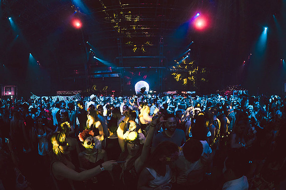 Sydney macramé art Installation, light art installation, glowing tunnel, festival art installation, Artist Melissa carey, the artistry festival, day of the dead festival 2015