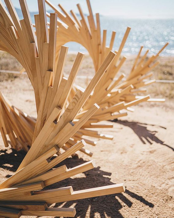 australian installation artist, parametric sculpture, timber helical spiral sculpture, artist Melissa carey, spiral sculpture, timber spiral art, wood spiral art, Australian contemporary artist, Strand ephemera 2019, sculpture festival art