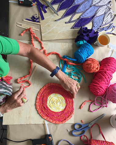 circle weaving workshop sydney, circle weaving, weaving class, craft workshop sydney, art workshop sydney, artist melissa carey, birthdays, classy hen's nights, hens, fun night, corporate events