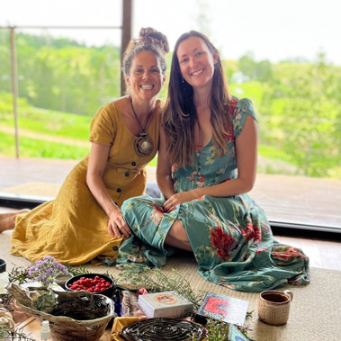Wildheart Sisterhood Sunshine Coast Queensland, Womens circle Sunshine Coast hinterland, Womens healing art circle Sunshine Coast, Mothers circle Sunshine Coast, Mummas circle Sunshine Coast, art therapy group Sunshine Coast, art workshop Sunshine Coast 