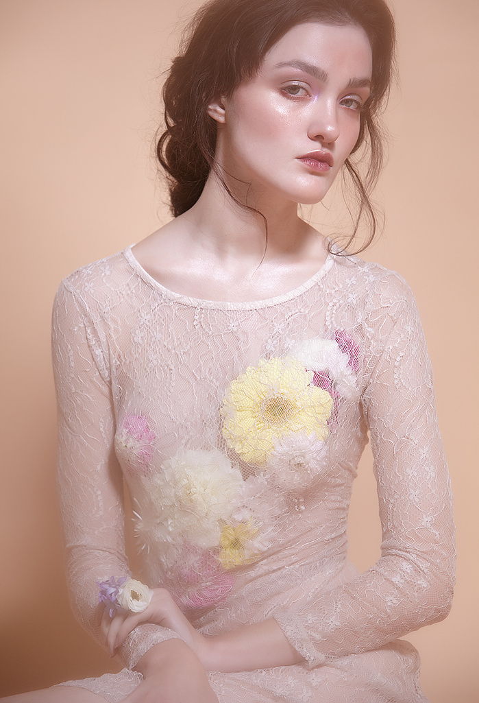melbourne makeup artist, editorial, fashion editorial, florals, glowing skin, vegan makeup, sustainable beauty, mr smith hair, flower power, melbourne hairdresser, melbourne hairstylist, commercial makeup artist, beauty looks