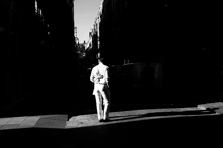 Una pareja posando para una foto en Barcelona  David Salcedo