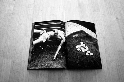 Doble página del libro ocho puntas de David Salcedo