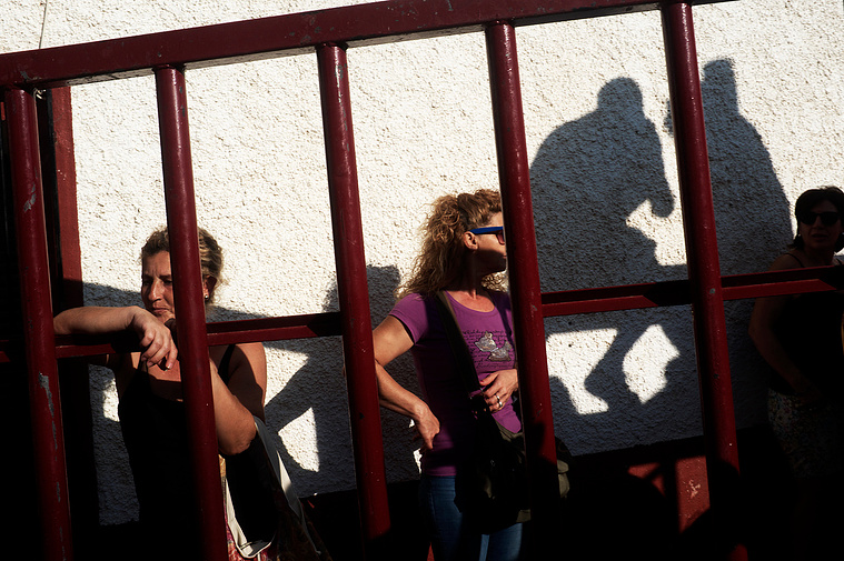 chicas en el encierro taurino del Sabinar en murcia  David Salcedo
