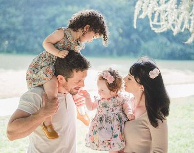 Lifestyle Family Session In Dublin By Award Winning Newborn And Family Photographer in Dublin Emmylie Cruz