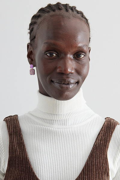 Natural and professional NYC model digitals for brand campaigns and castings.