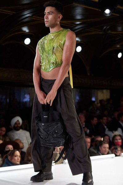 Blaine Pennington. Commercial Lifestyle Conceptual Beauty Product Fashion Event Model Digital Photography. New York City NYC Photographer Photography. NYFW Fashion Week. Runway 7 Fashion. Sony Hall.