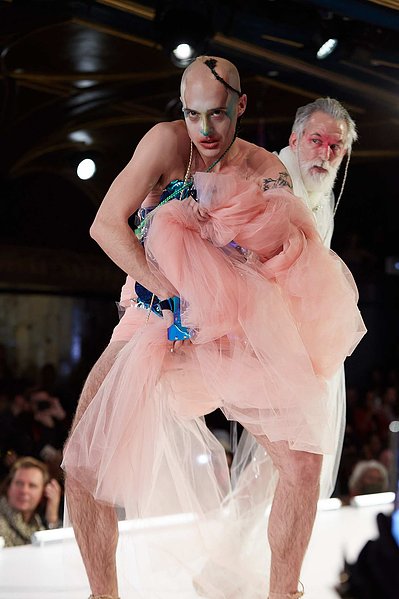 Blaine Pennington. Commercial Lifestyle Conceptual Beauty Product Fashion Event Model Digital Photography. New York City NYC Photographer Photography. NYFW Fashion Week. Runway 7 Fashion. Sony Hall.