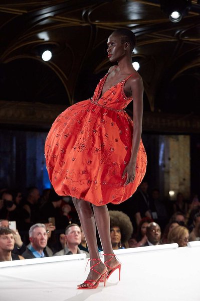 Blaine Pennington. Commercial Lifestyle Conceptual Beauty Product Fashion Event Model Digital Photography. New York City NYC Photographer Photography. NYFW Fashion Week. Runway 7 Fashion. Sony Hall.