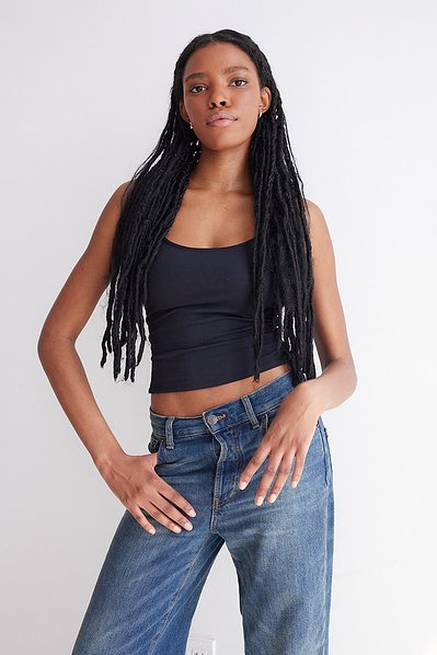 Crisp, clear, and professional NYC model digitals tailored for agency needs.