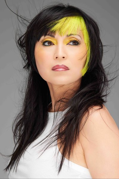 As a professional beauty photographer in NYC, Blaine Pennington captures high-quality images. His expert use of lighting and composition ensures clean, sharp shots, perfect for editorial, commercial, and personal branding projects.